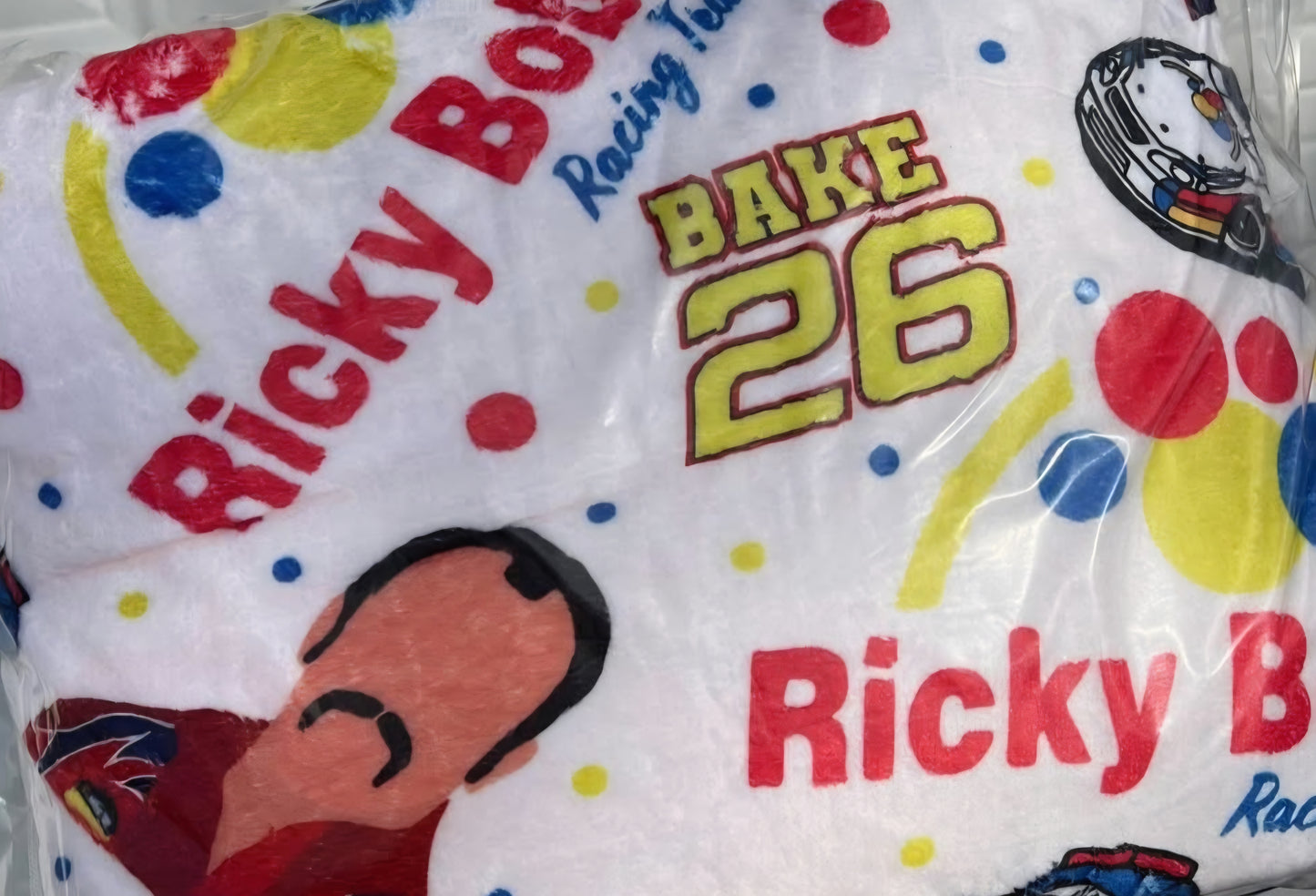 Oversized 60x80" Fuzzy Blanket