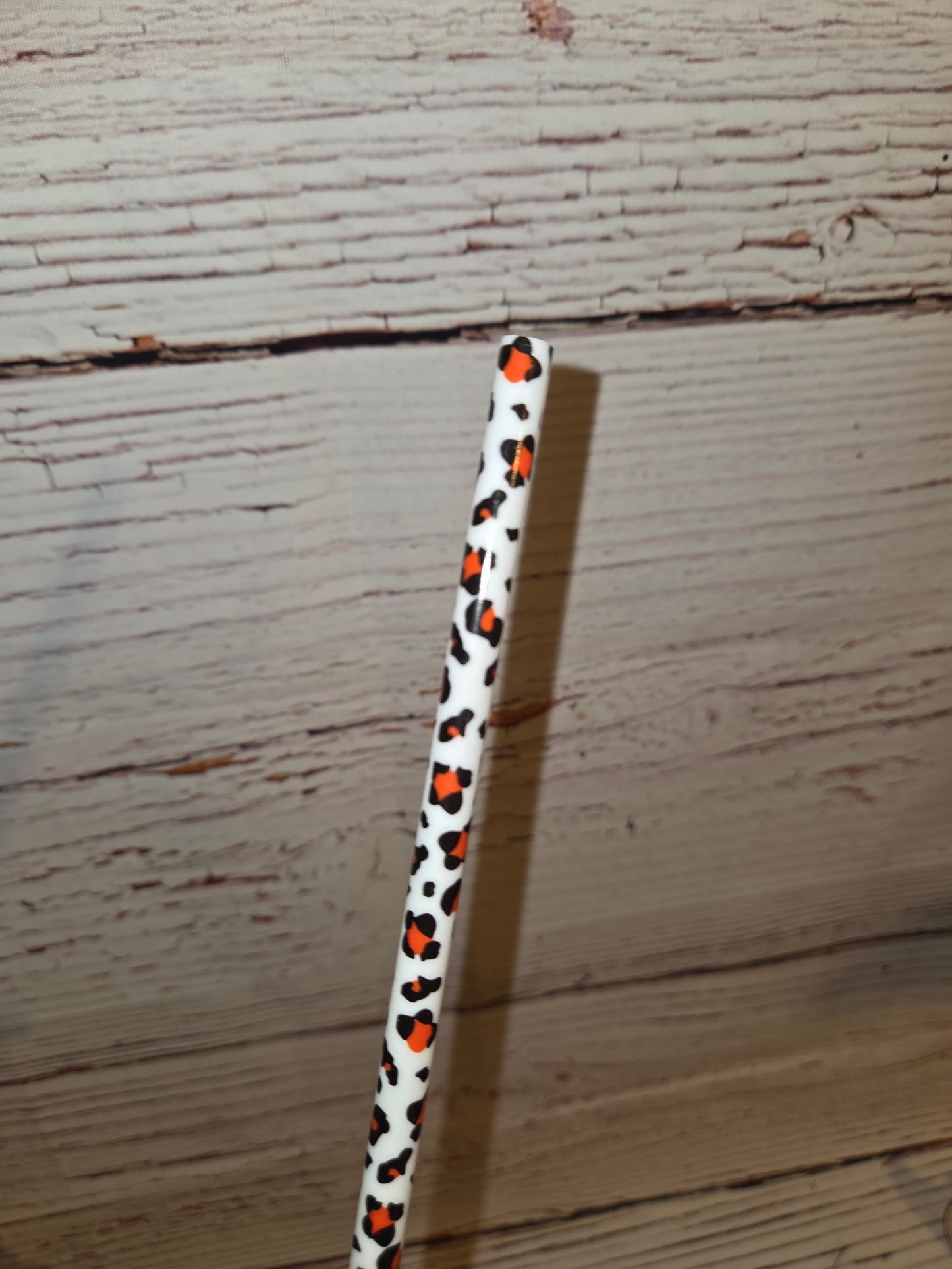 Straws: 20 oz