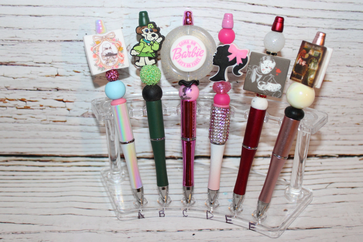 Pens: Characters