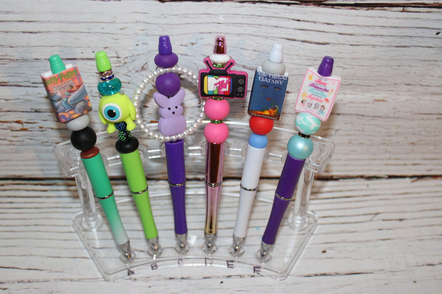 Pens: Characters