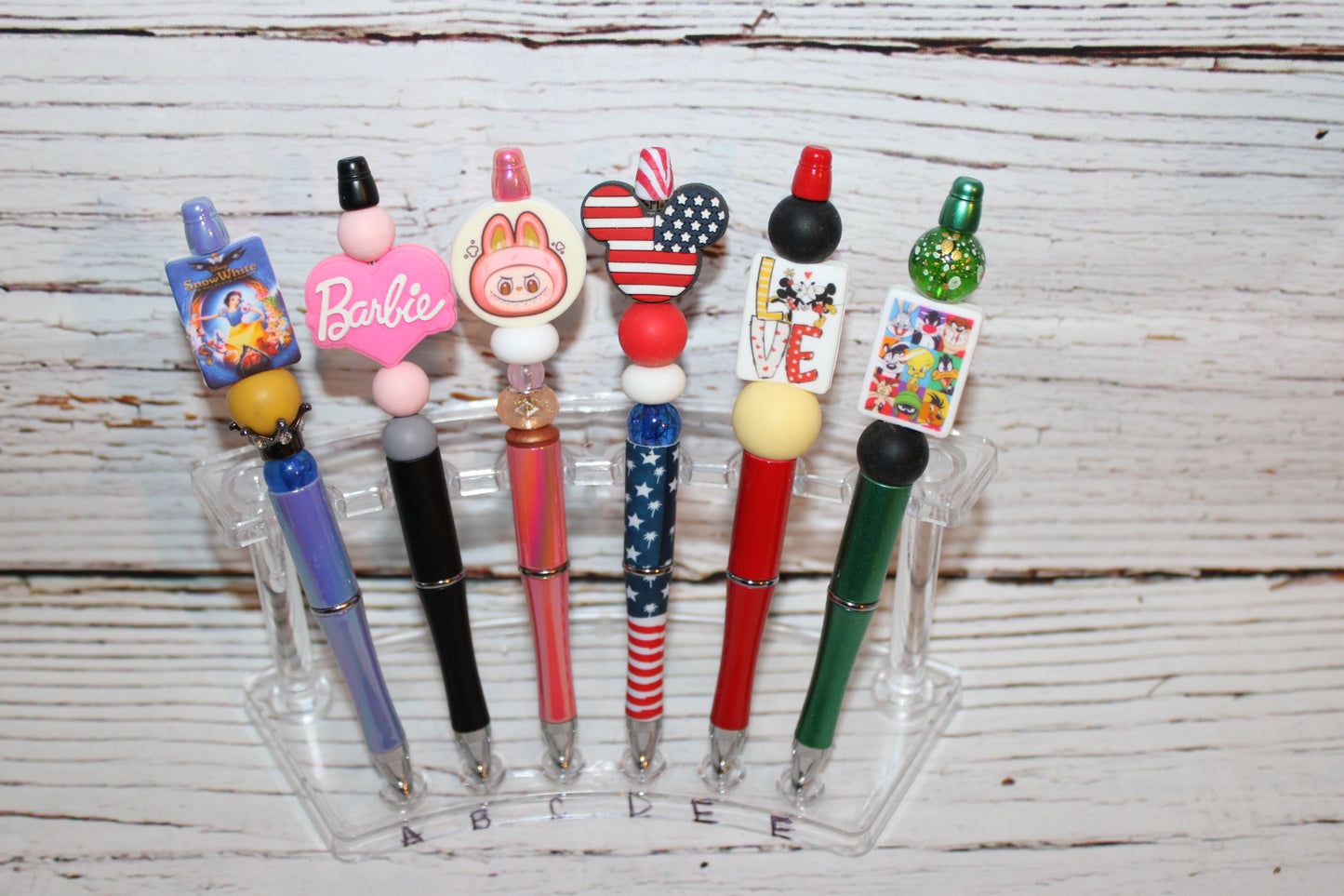Pens: Characters
