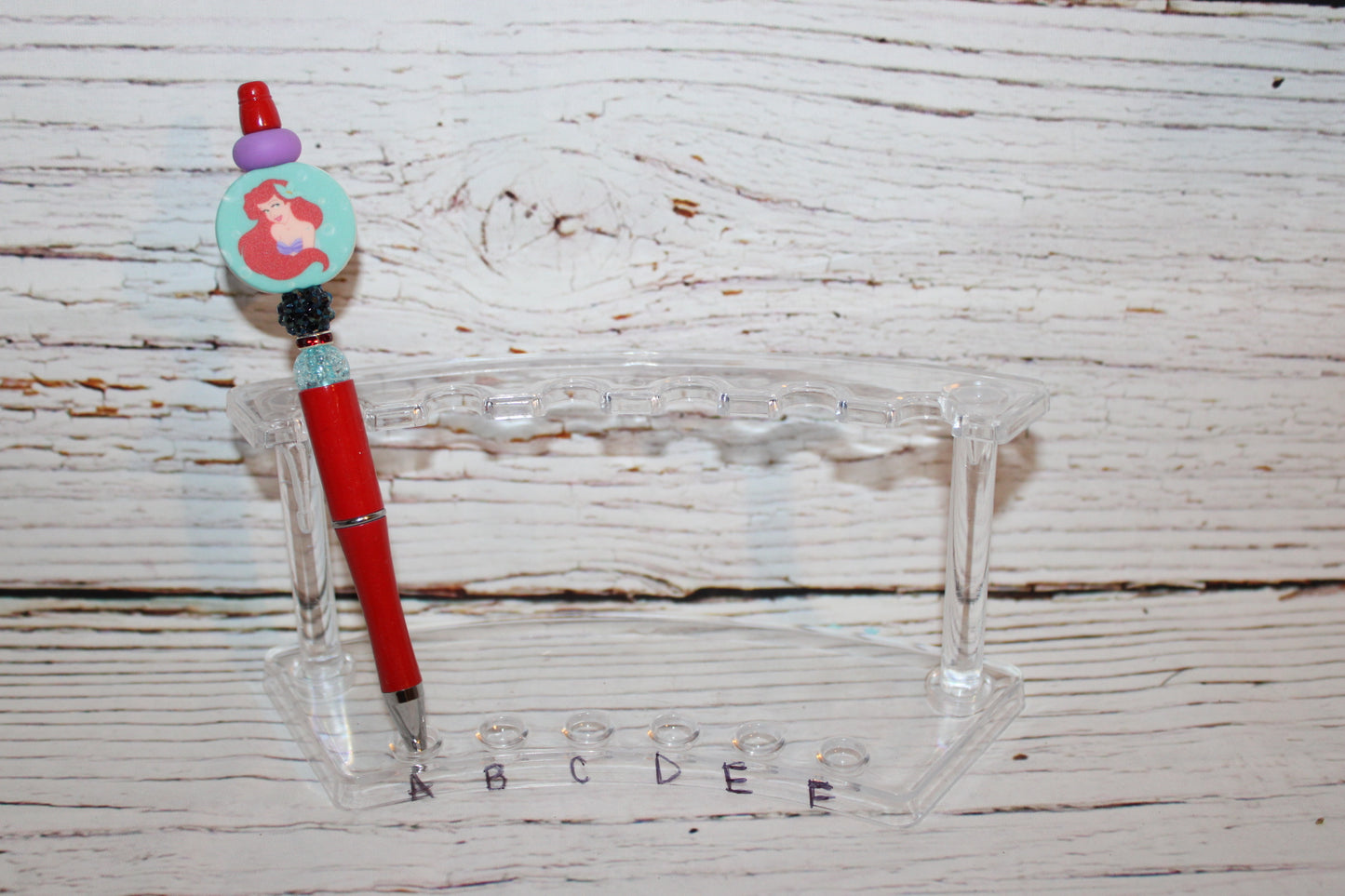 Pens: Characters