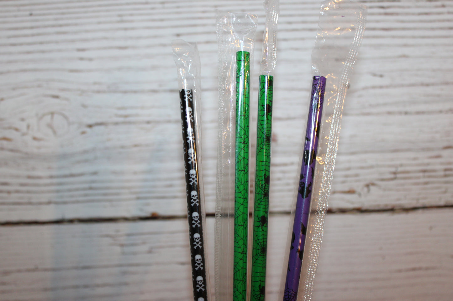 Straws: 20 oz