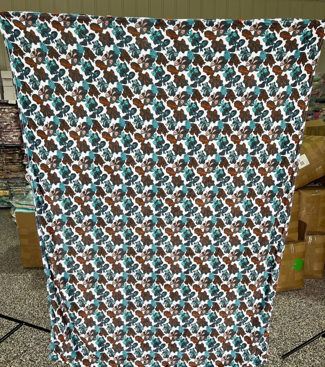 Oversized 60x80" Fuzzy Blanket