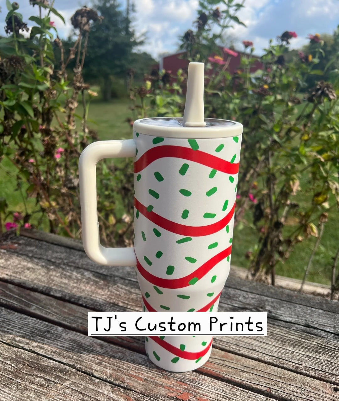 Christmas cakes Flip Top Spill Proof Tumbler