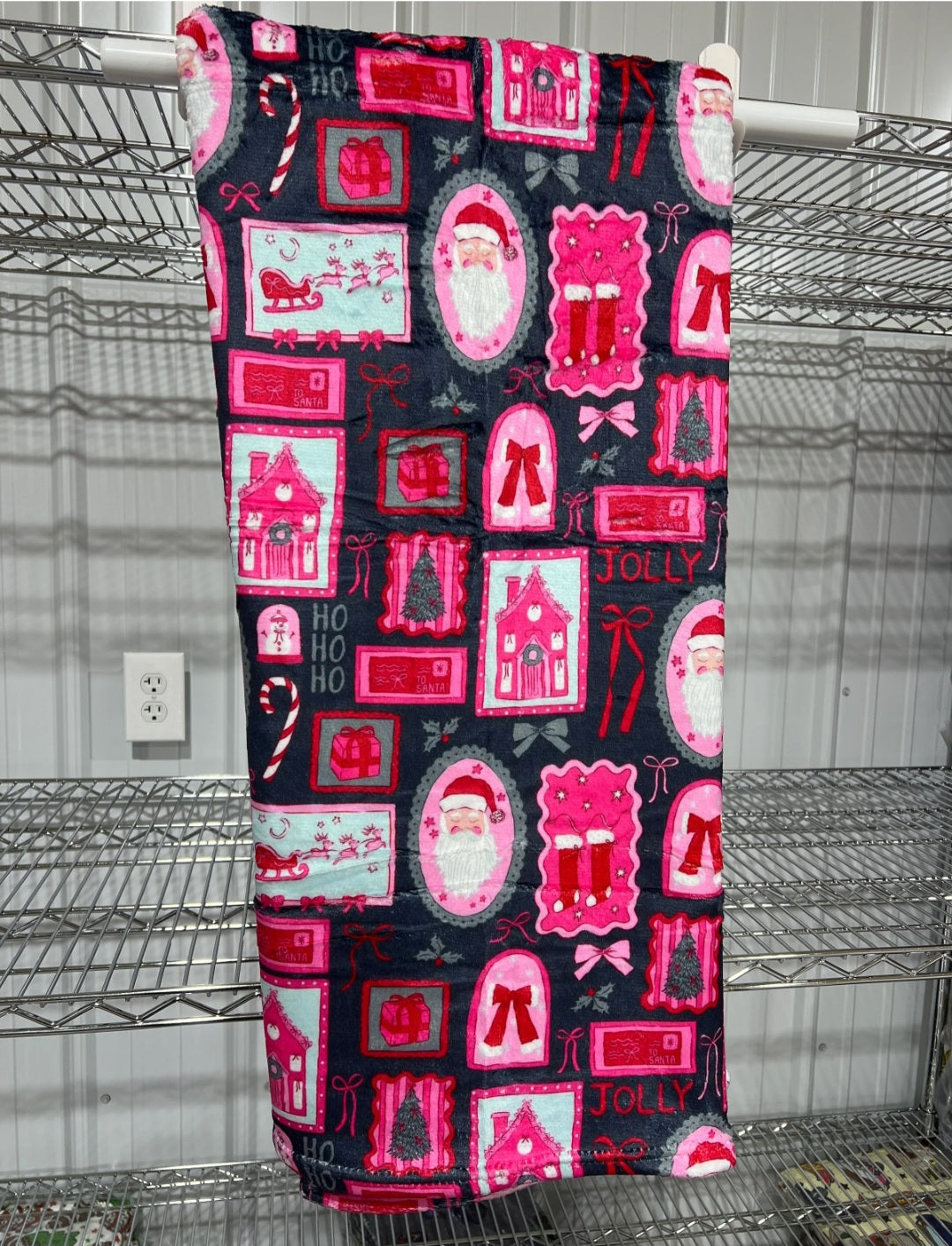 Oversized 60x80" Fuzzy Blanket: Holiday Edition