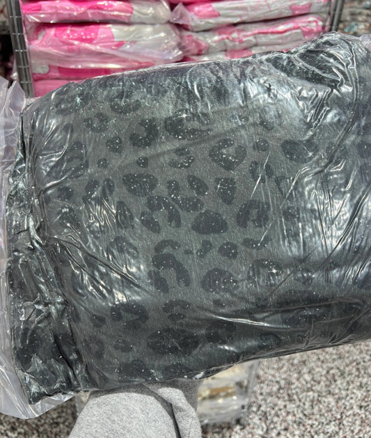 10x10 Foot Mega Oversized Fuzzy Blanket