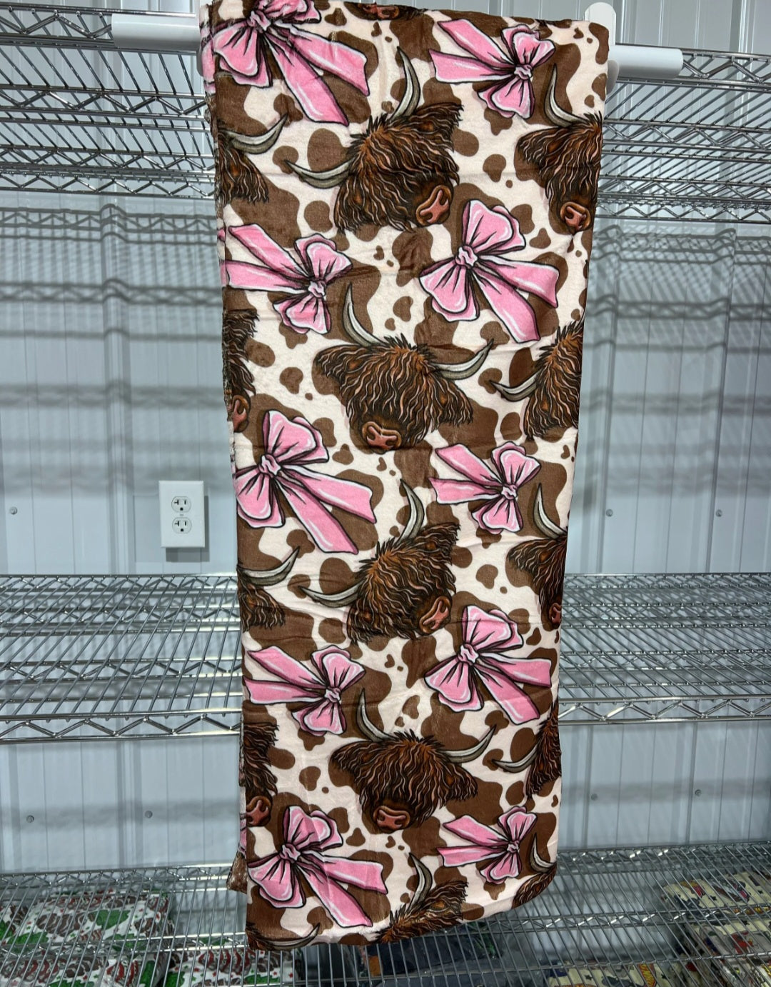 Oversized 60x80" Fuzzy Blanket