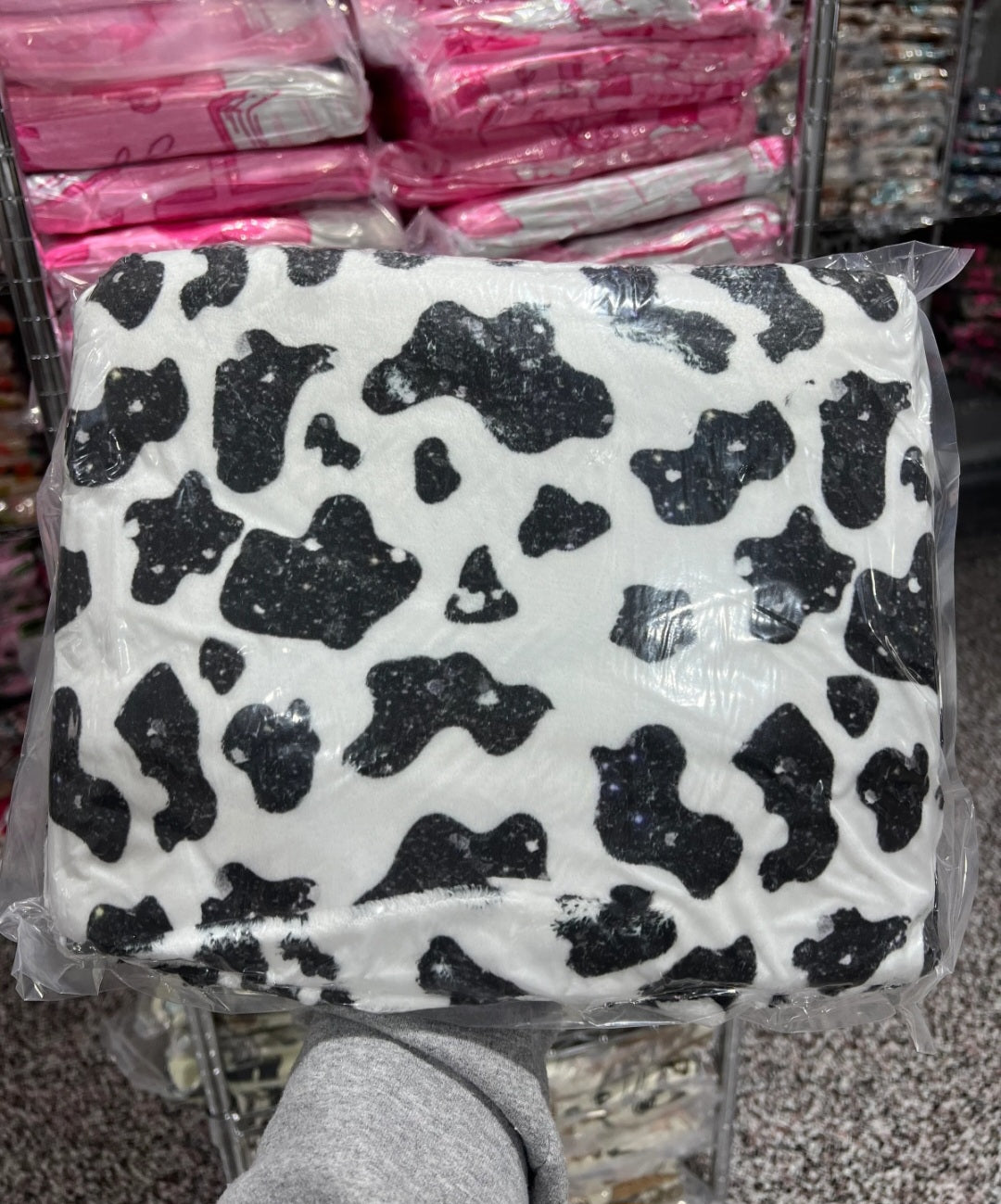 Oversized 60x80" Fuzzy Blanket